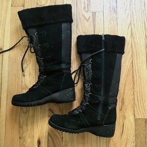 Black Khombu winter boots, nearly new